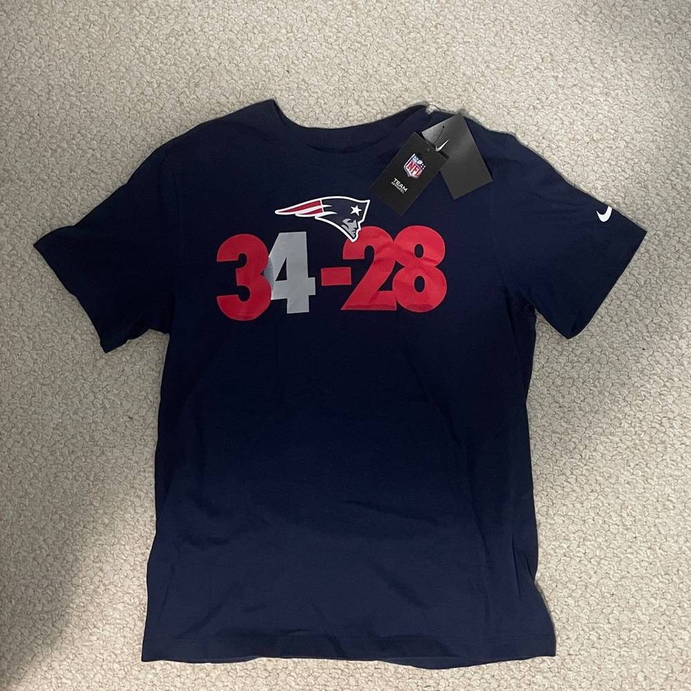 *NEW* NIKE NFL 34-28 SUPER BOWL SHIRT